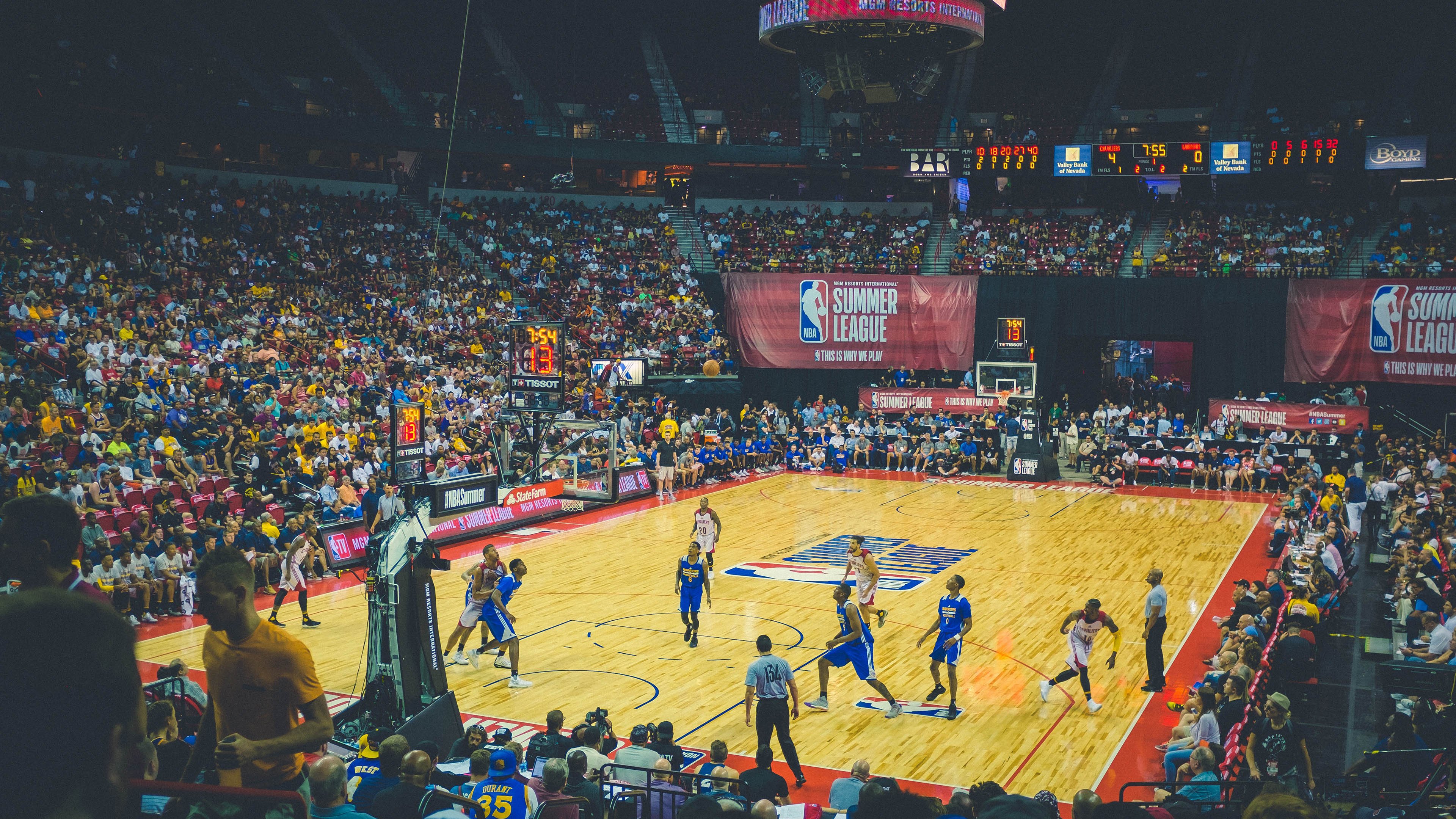 兰德尔太狠了!加内特保持的队史36年纪录,被他打破了,加内特得分