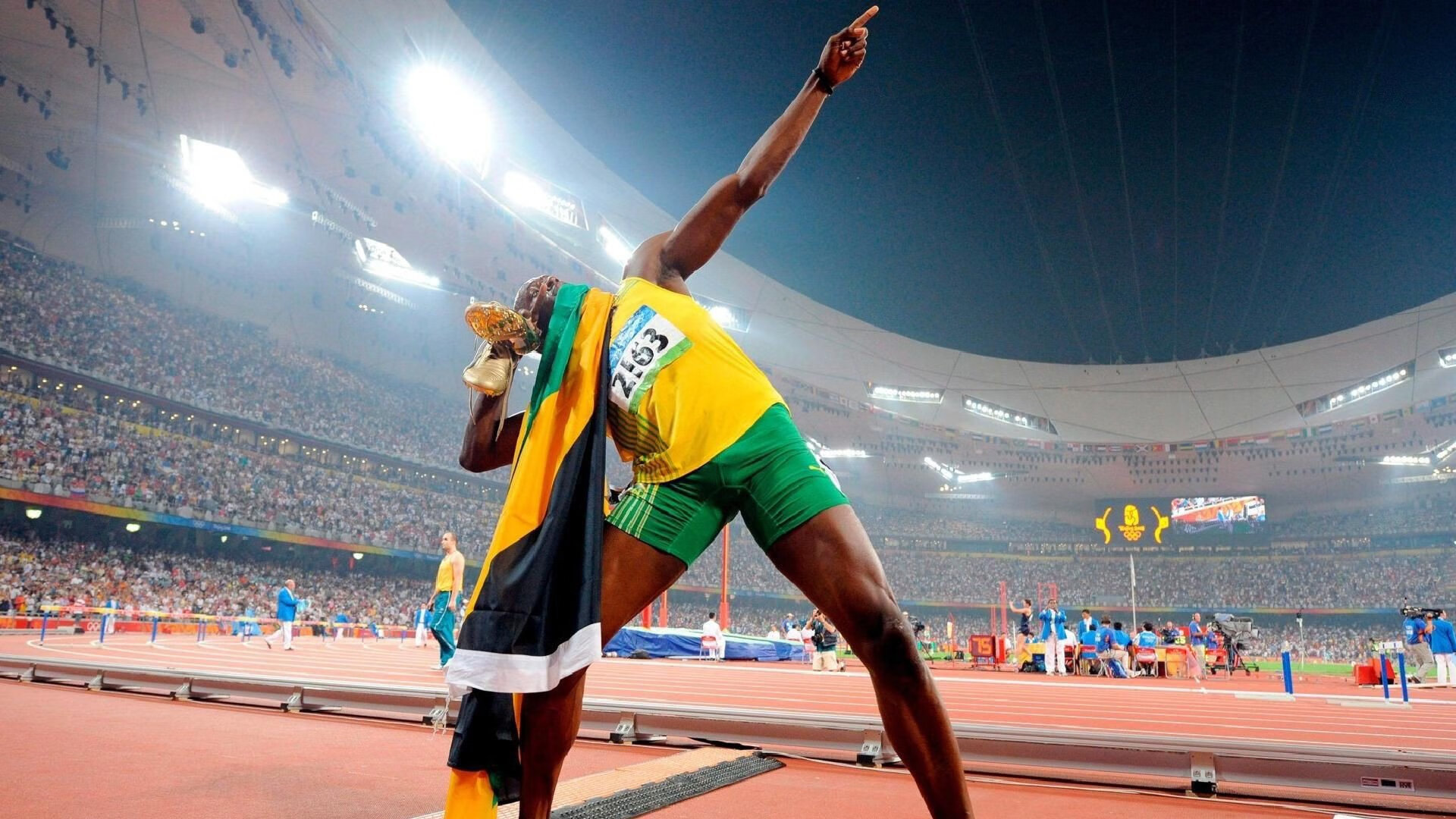 英超三强横扫！积分榜颠覆，争冠角逐更激烈，英超3强